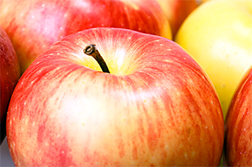 red apples